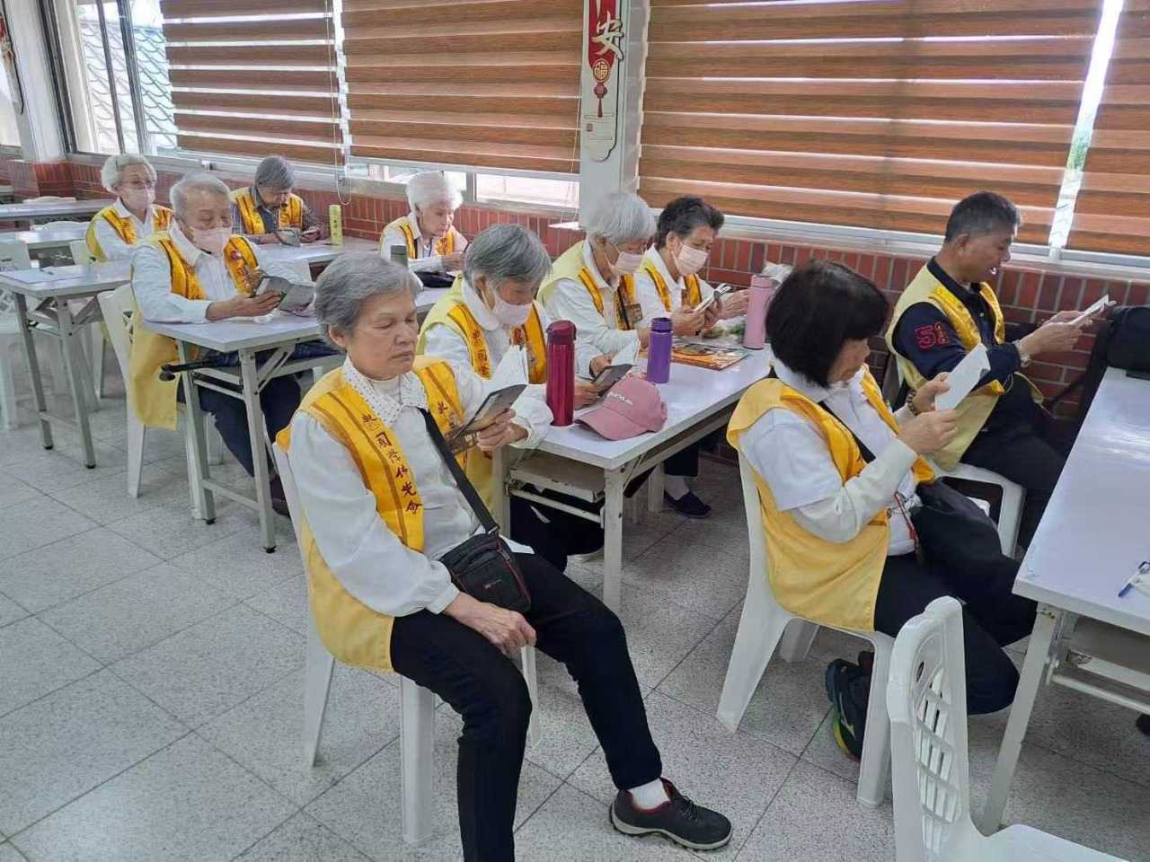 e520d0592fb20b7c3b25d261aaaa6806