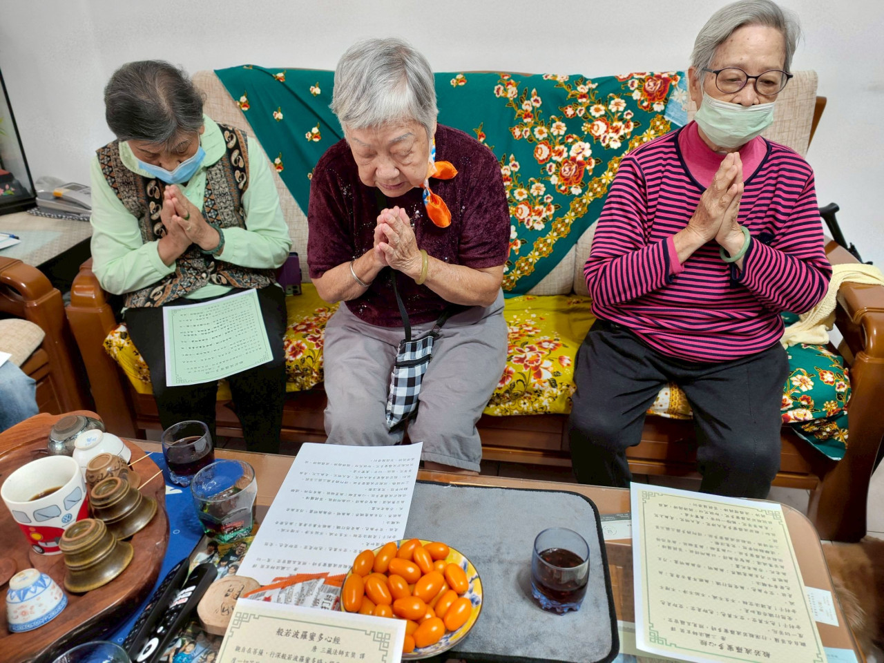 LINE_ALBUM_20251202春秋閣讀書會（鳳儀）_251204_3