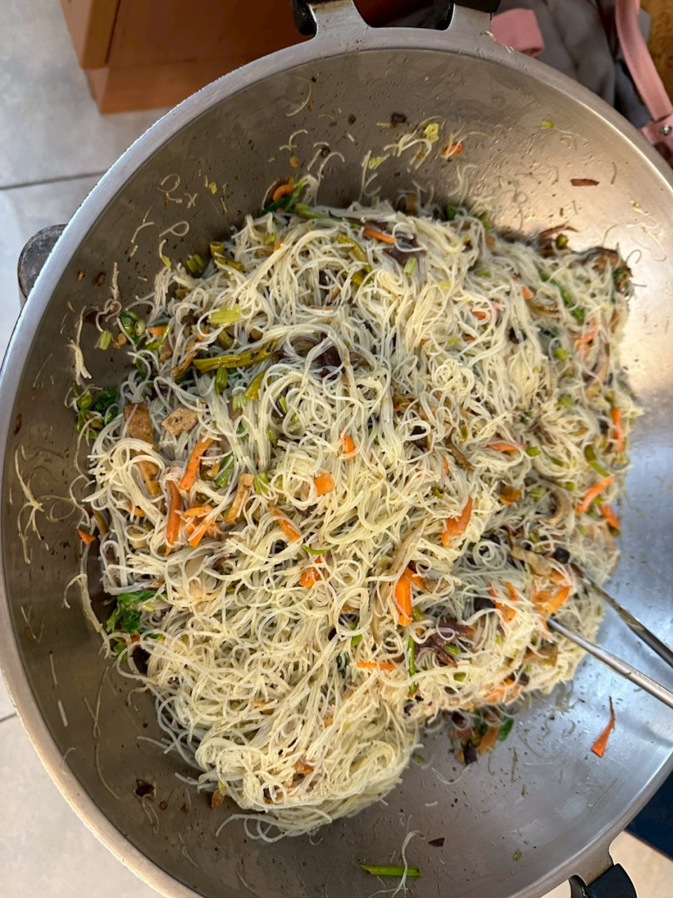 LINE_ALBUM_20251009讀書會-弘梅導讀_251010_12