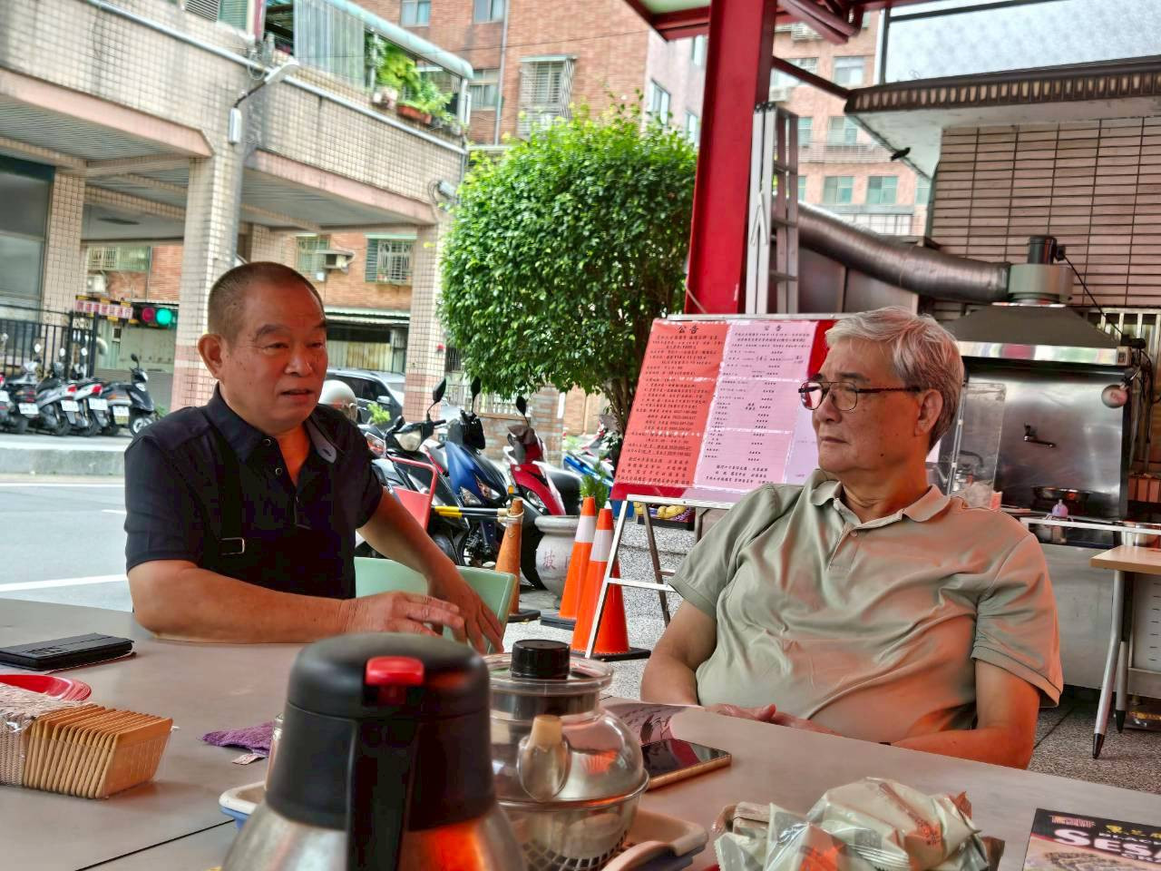 LINE_ALBUM_1140912讀書會（微笑）_250914_16