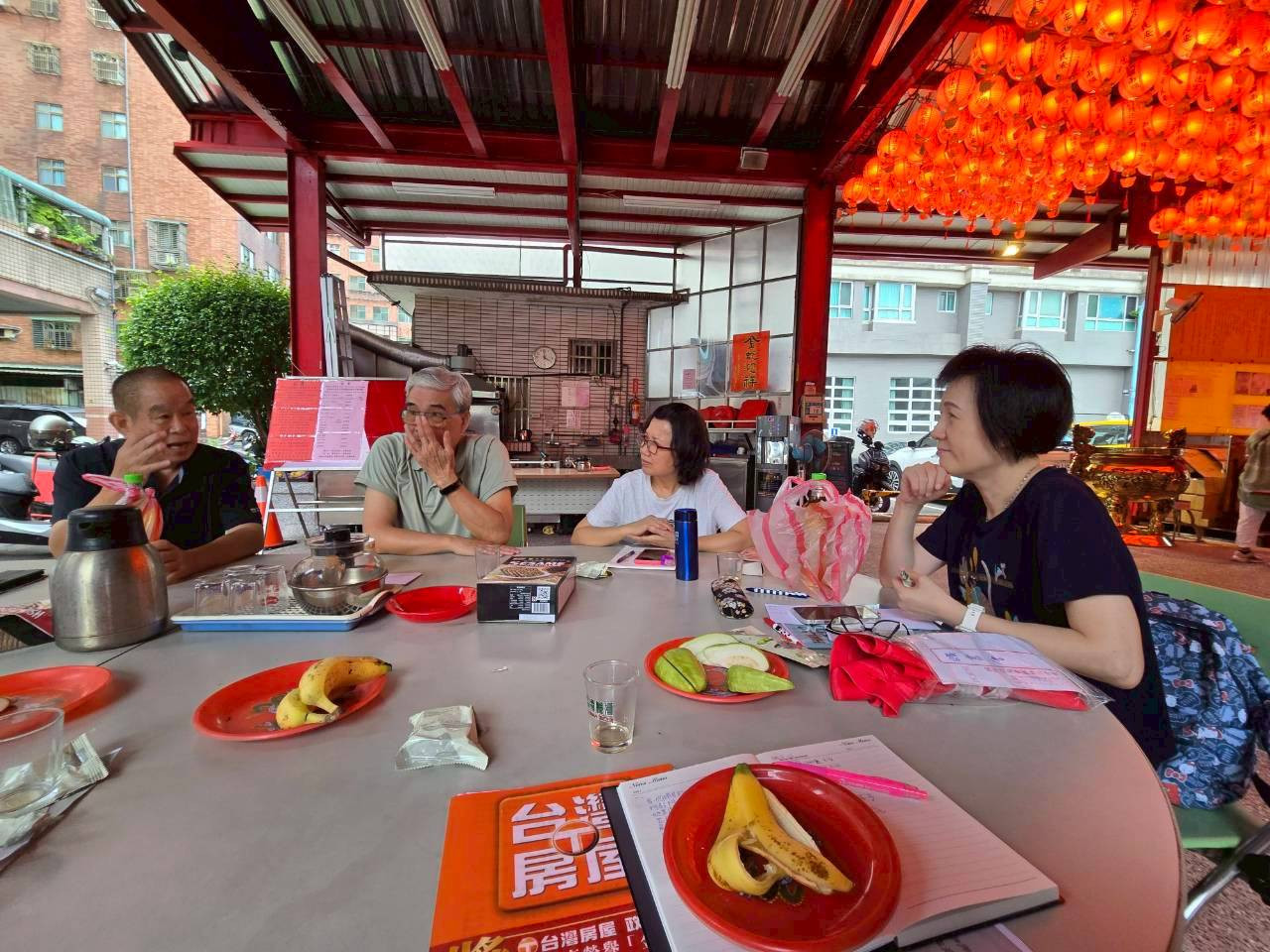 LINE_ALBUM_1140912讀書會（微笑）_250914_17