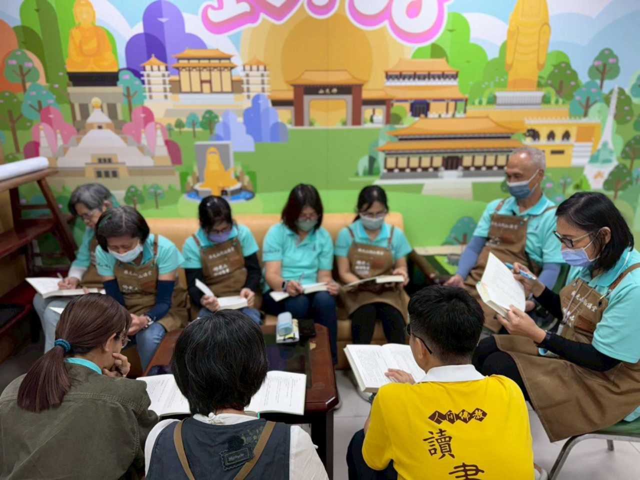 LINE_ALBUM_2025.11.22寺務處_251210_5